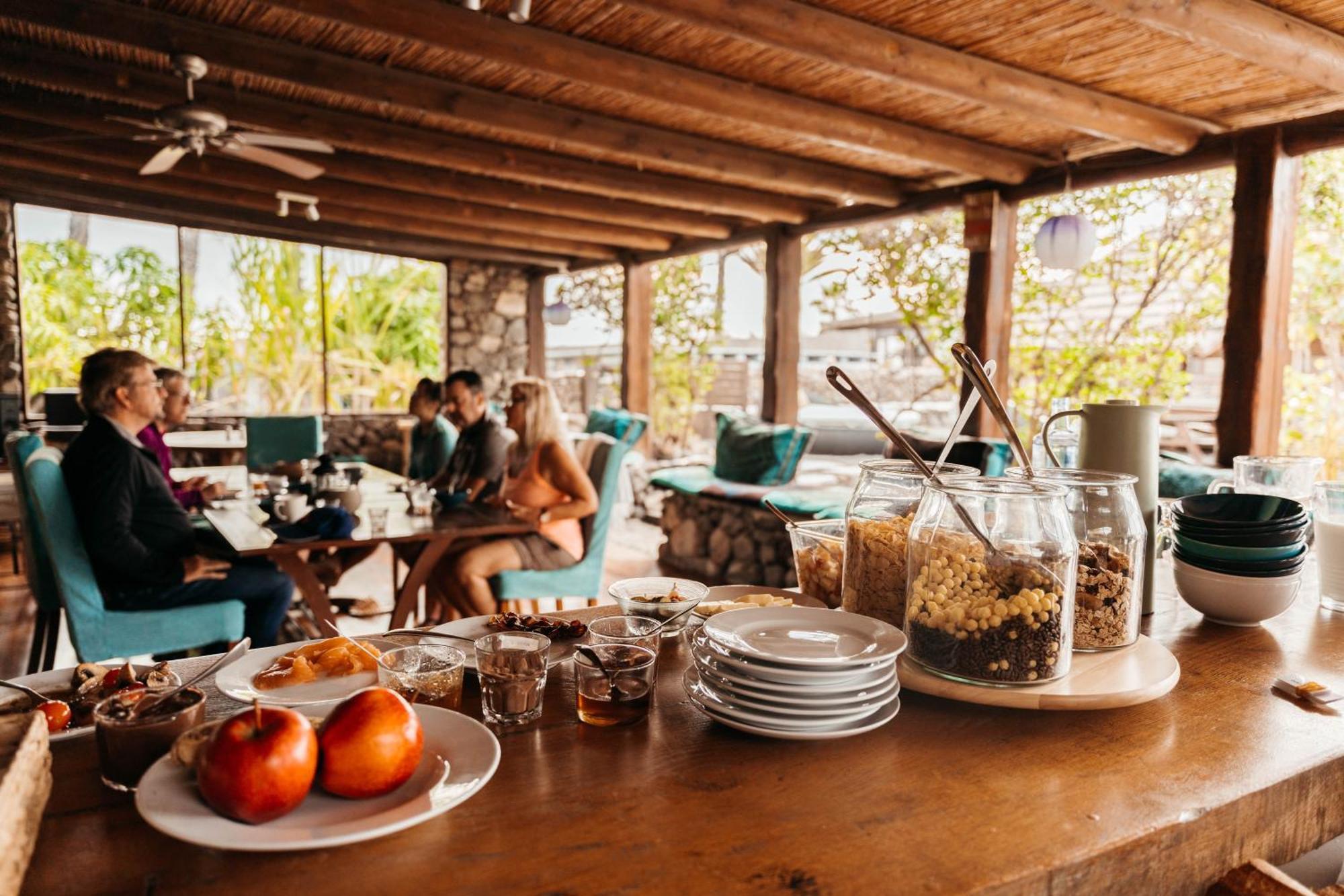 Finca De Arrieta Village - Yurts And Stone Cottages - Shared Pool - Walking Distance To Arrieta Beach - Eco Friendly Tabayesco Dış mekan fotoğraf
