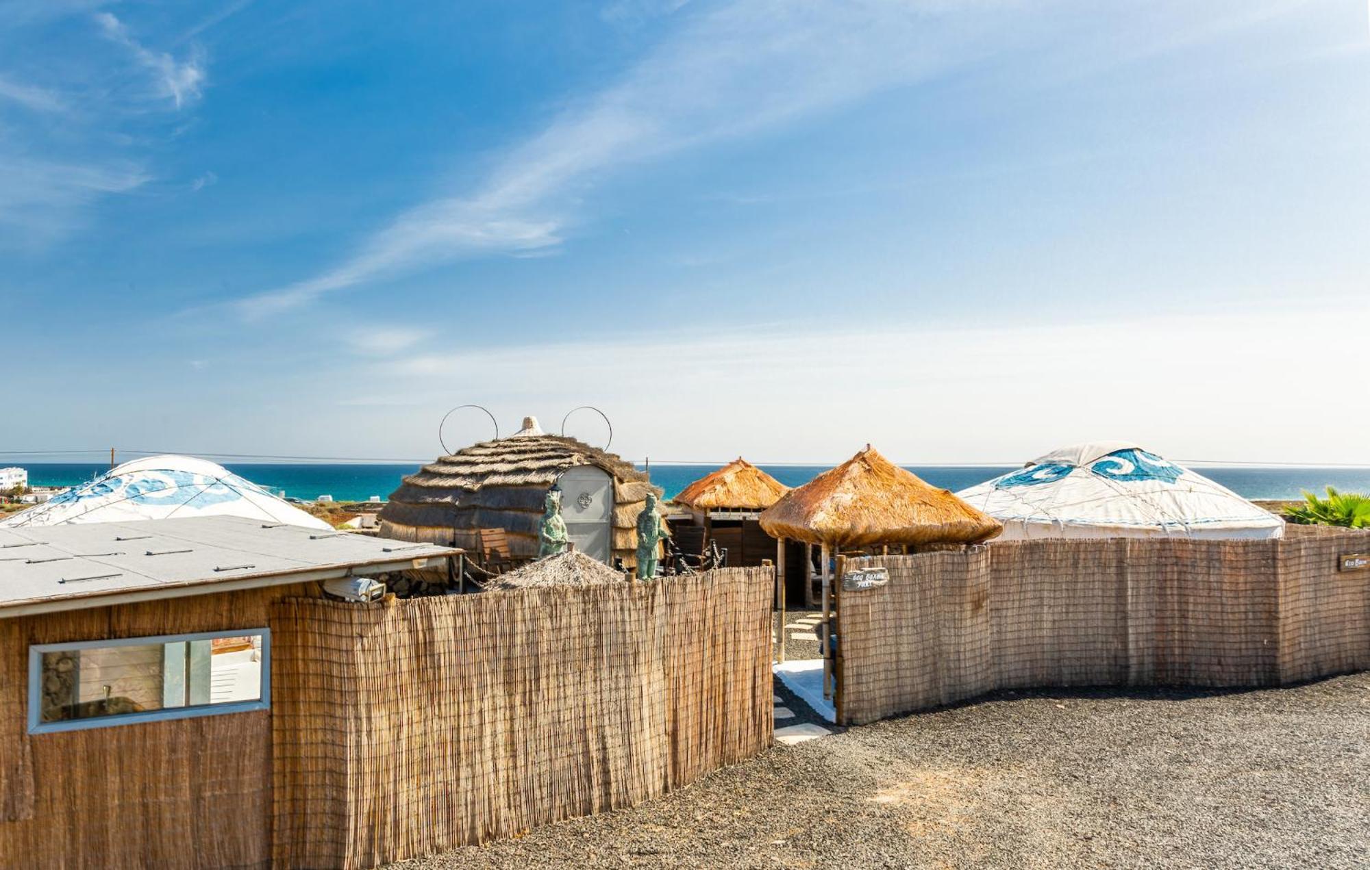 Finca De Arrieta Village - Yurts And Stone Cottages - Shared Pool - Walking Distance To Arrieta Beach - Eco Friendly Tabayesco Dış mekan fotoğraf
