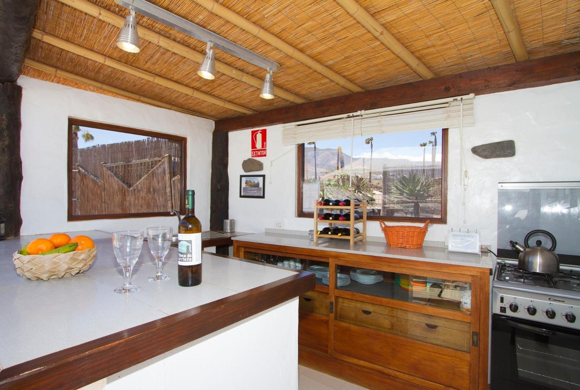 Finca De Arrieta Village - Yurts And Stone Cottages - Shared Pool - Walking Distance To Arrieta Beach - Eco Friendly Tabayesco Dış mekan fotoğraf